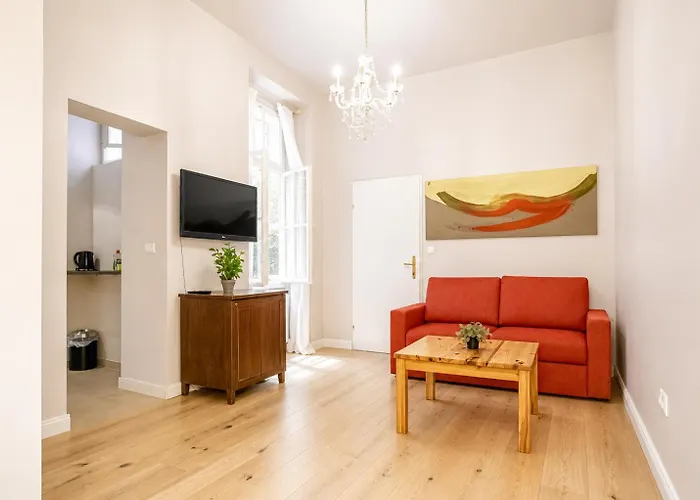 Apartmán 1 & 5 For Groups By Mariahilfer 3*